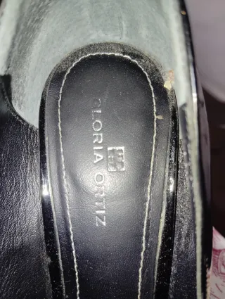 Zapatos tacón charol Gloria Ortiz T.39