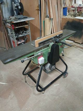 Cepilladora de madera profesional