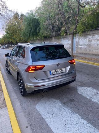 Volkswagen Tiguan sport Rline dsg7