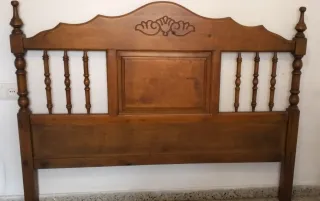 Cabecero de cama de madera