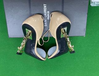 Saint Laurent Zapatos Beige y Dorado