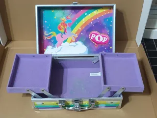 Caixa para armazenamento ou arrumação