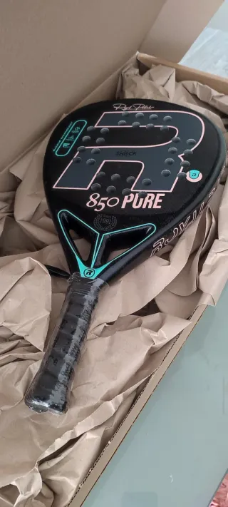 Pala de pádel Royal Padel 850