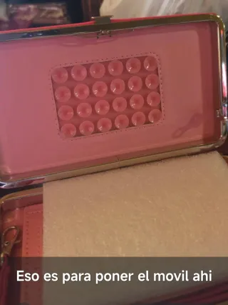 Cartera con frase motivacional