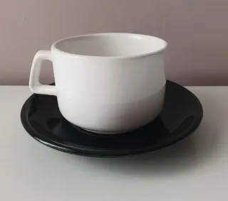 Juego de Tazas y Platillos Cerámica