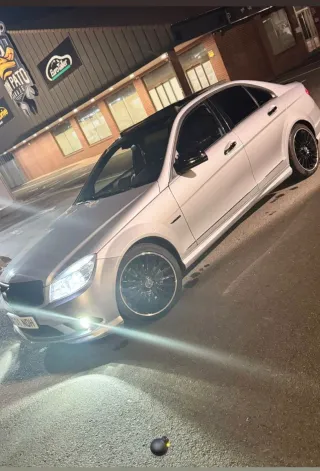 Mercedes-Benz Clase C 2010