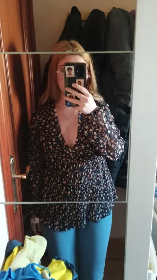 Blusa floral sin estrenar