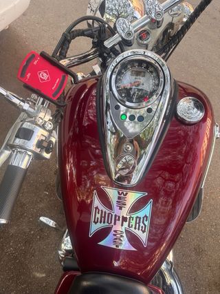 Kawasaki VN 900 Classic Granate