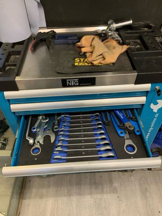 Reparación de patinetes y bicicletas eléctricas