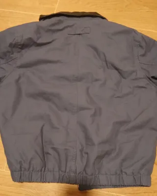 Cazadora bomber azul Pull and Bear Talla M