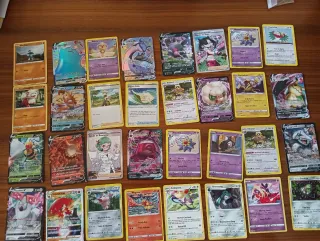 Cartas pokémon con estuche