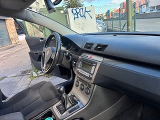 Volkswagen Passat 2.0 TDI 140 SPORT-LINE