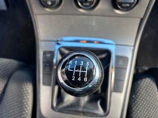 Volkswagen Passat 2.0 TDI 140 SPORT-LINE