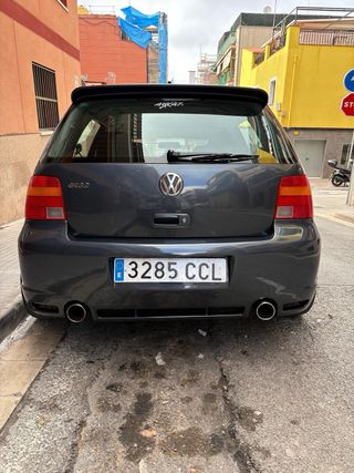 Volkswagen Golf 2002