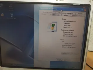 Portátil Compaq Intel Pentium 1.8GHz 2GB RAM