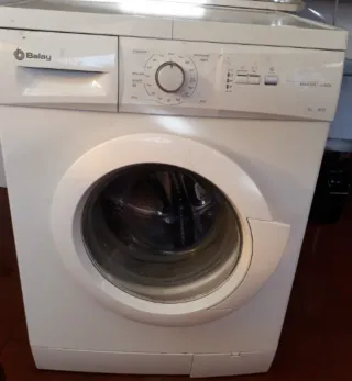 Lavadora Balay 800 RPM