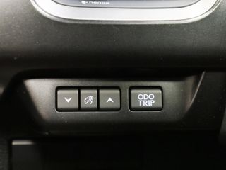 Lexus UX 250h Business 2WD 135 kW (184 CV)