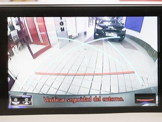 Lexus UX 250h Business 2WD 135 kW (184 CV)