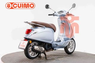 VESPA PRIMAVERA 125