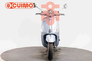 VESPA PRIMAVERA 125