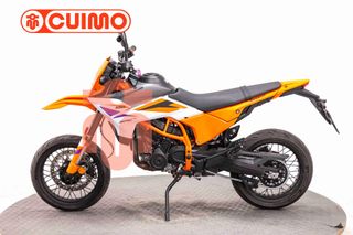 KTM 390 SMC R