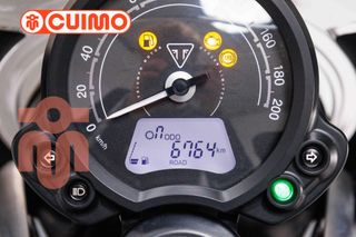 TRIUMPH SPEED TWIN 900