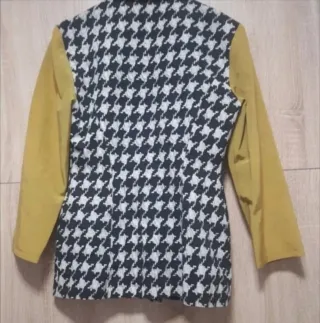 Blazer color mostaza Blanco