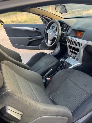 Opel Astra Sport GTC 2006