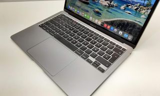 portatil apple apple macbook air m1 8-core 3.2/7 13 (2020) (a2337)