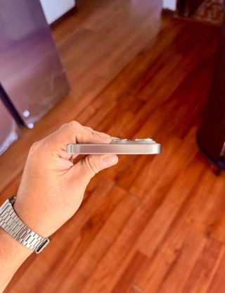 iPhone 16 Pro Max Titanio Natural
