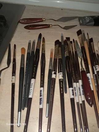 Set de Pinceles y Espátulas de Arte