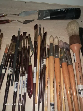 Set de Pinceles y Espátulas de Arte