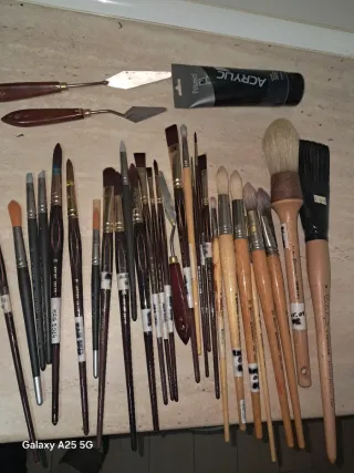 Set de Pinceles y Espátulas de Arte