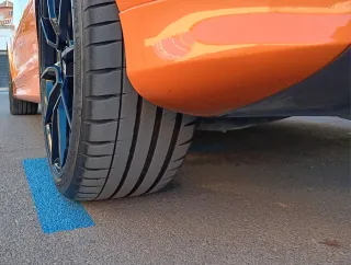 Llantas Motec 19 + Michelin PS4-S  más de 300 km/h