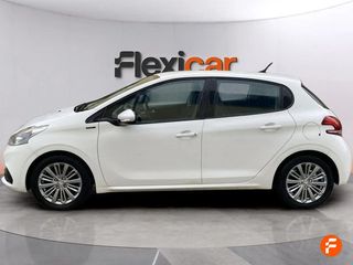 Peugeot 208 5P Signature 1.2L PureTech 60KW (82CV)