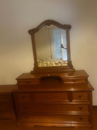 Specchio con cassettiera in legno