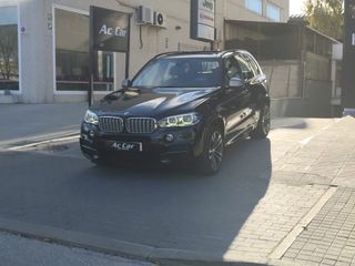 BMW X5 M50d