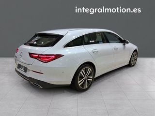 Mercedes CLA CLA 200 D DCT 4MATIC Shooting Brake