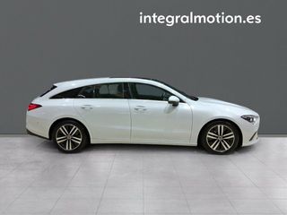 Mercedes CLA CLA 200 D DCT 4MATIC Shooting Brake