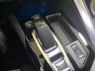 Peugeot 3008 Hybrid 225 e-EAT8 Allure Pack