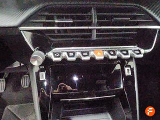 Peugeot 2008 Allure Pack Puretech 100 S&S 6 Vel. MAN