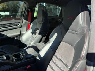 PORSCHE Cayenne Coupe GTS