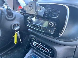 SMART forfour 60kW81CV EQ