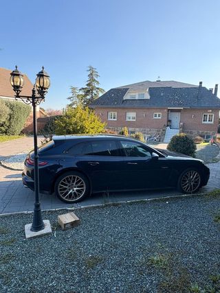 PORSCHE Panamera 4 EHybrid Sport Turismo 10 Years Edit