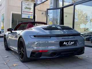 PORSCHE 911 Carrera 4 GTS Cabriolet