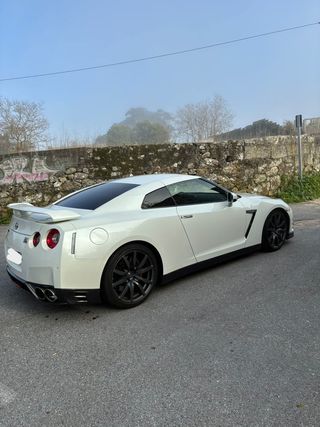 NISSAN GTR 3.8 V6 550CV Black Edition