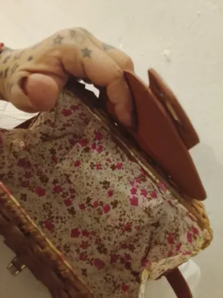 Bolso de mimbre y piel