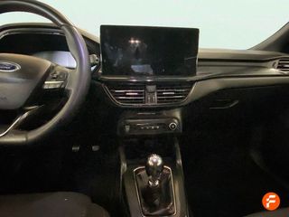 Ford Focus 1.0 Ecoboost MHEV 114kW ST-Line