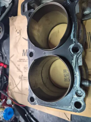 Bloque de cilindros Yamaha YZF750R