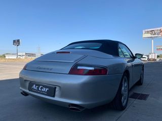 PORSCHE 911 CARRERA 4 CABRIO